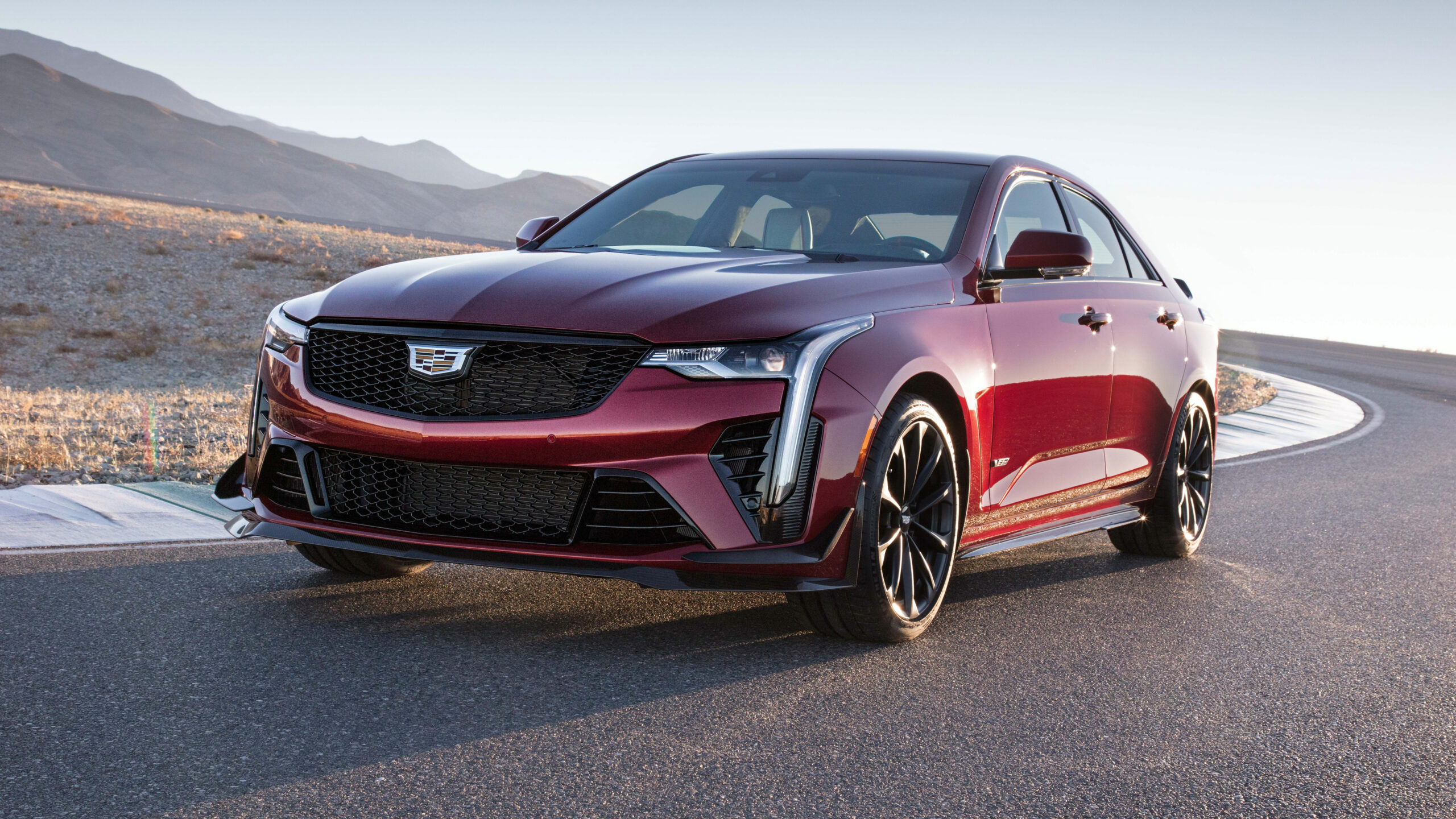 2022_cadillac_ct4_v_blackwing_5k-HD